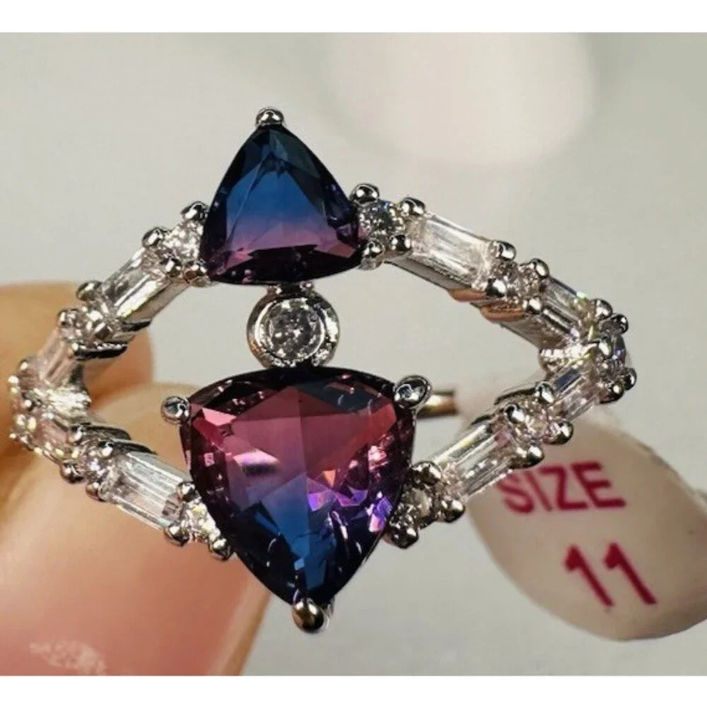 Bomb Party Ring Size 11 Blue Purple Pink Trilliant Crystal Rhodium Statement NWT